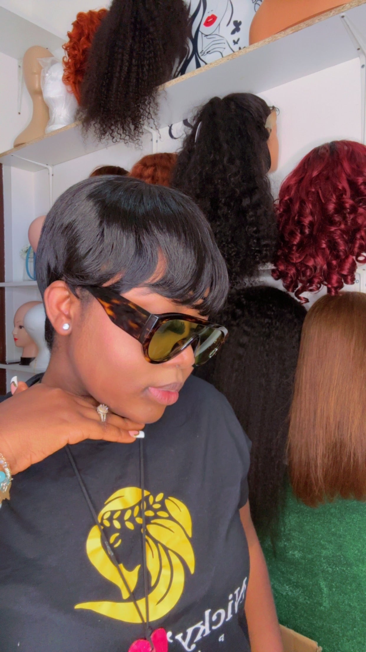 PIXIE CUT